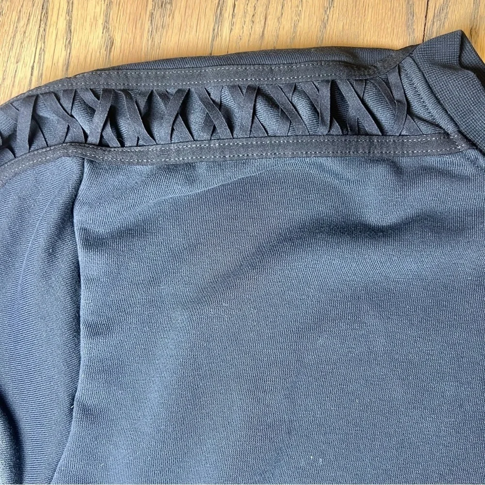 Nike Women’s Sweatshirt With Lace Up Sleeve Ribbon Detail in Black Size X-Small
